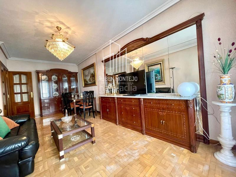 Foto e686d677-d86b-4ebe-a0a3-942459b844aa. Flat with heating parking in Carmelitas Salamanca