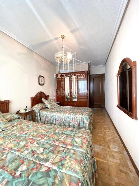 Foto ea6460eb-6ba6-42b6-867f-be55cf88ce61. Flat with heating parking in Carmelitas Salamanca