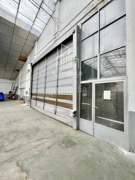 Foto 55aa80f9-70ed-4ddd-a399-d1b328d5834c. Bâtiment à usage industriel dans Cabrerizos