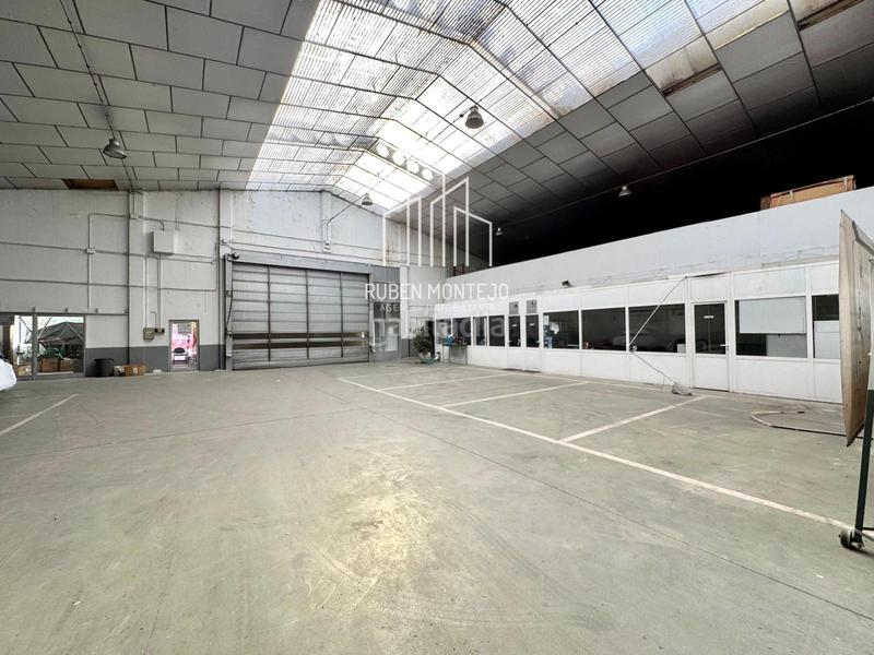 Foto ccef633c-3a80-4e25-92ae-dc1c9eefb7a4. Bâtiment à usage industriel dans Cabrerizos