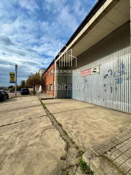 Foto fc4fcf29-a011-43ea-aa63-4b00b0cbf12d. Bâtiment à usage industriel dans Cabrerizos