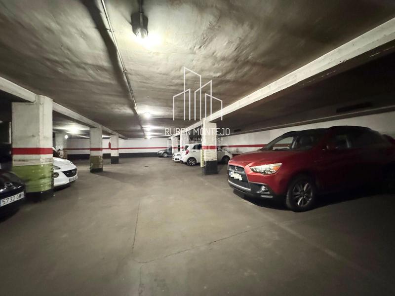 Foto 47366b60-5f28-430d-adff-a80d31e720b3. Posto auto in Carmelitas Salamanca