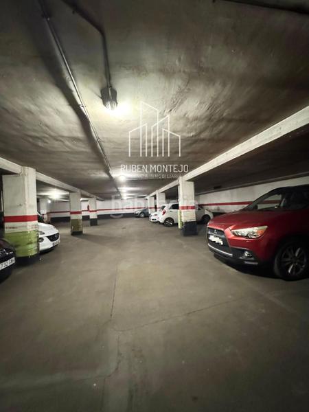 Foto fa383aa6-42fa-4315-8733-332ac09f0bc5. Posto auto in Carmelitas Salamanca