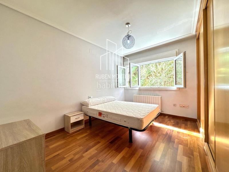 Foto 1462d776-f7b4-40b2-9787-8d67482d2195. Duplex avec chauffage dans Béjar