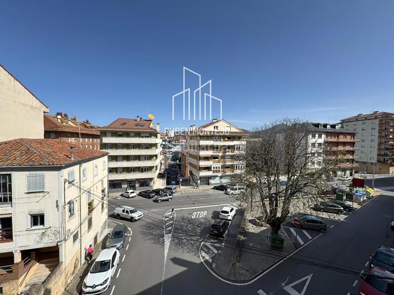 Foto 5c294cf9-4608-4f70-9a51-3596a566b136. Duplex avec chauffage dans Béjar