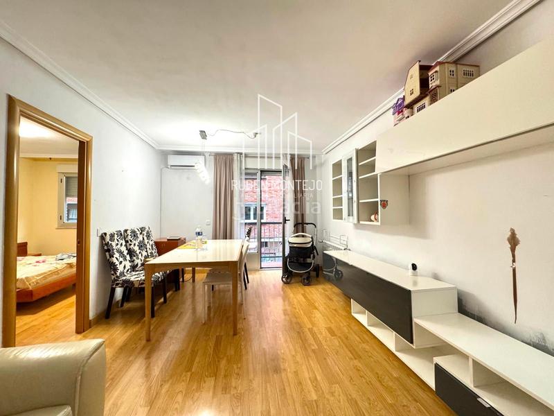 Foto 5cd627bc-e296-4bb1-a856-d8ea9ee3f0c3. Flat with heating in Carmelitas Salamanca