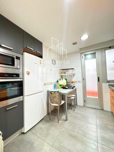 Foto a1d461a0-b095-49d3-8acd-bf514eef7b79. Flat with heating in Carmelitas Salamanca