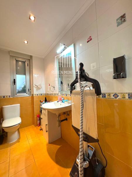 Foto a52ed8f1-40c5-4424-9bec-9481fbbfe1f0. Flat with heating in Carmelitas Salamanca