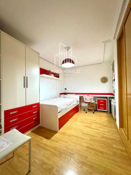 Foto bd640a48-ccca-43ea-8a95-6ebd33ce2544. Flat with heating in Carmelitas Salamanca