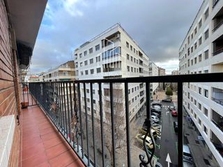 Affitto Appartamento  Asturias. Alquiler estudiantes junto plaza carmelitas
