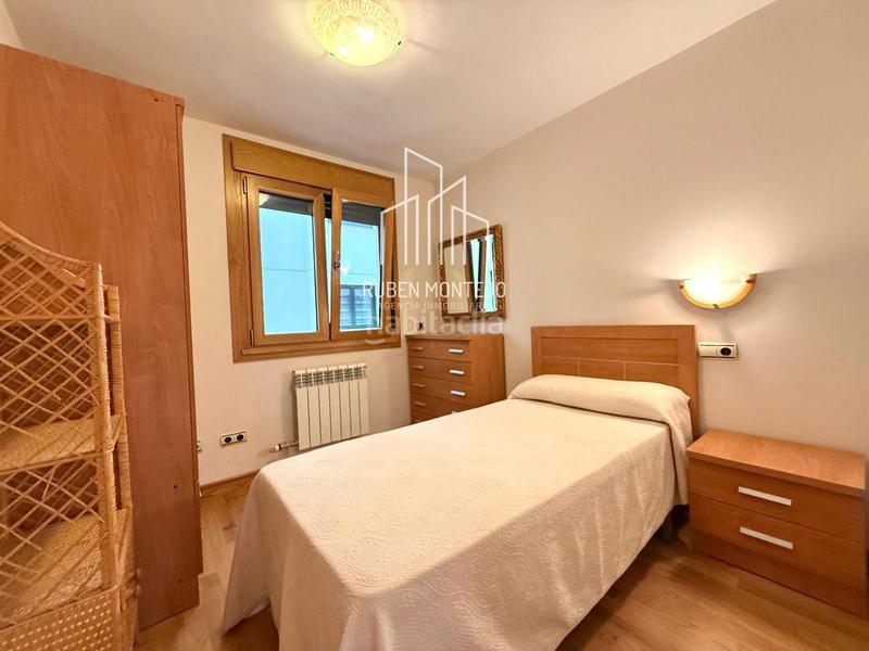 Foto 66ab7072-f512-48e2-a58c-a72d52e0df60. Rent flat with heating parking in Pizarrales Salamanca