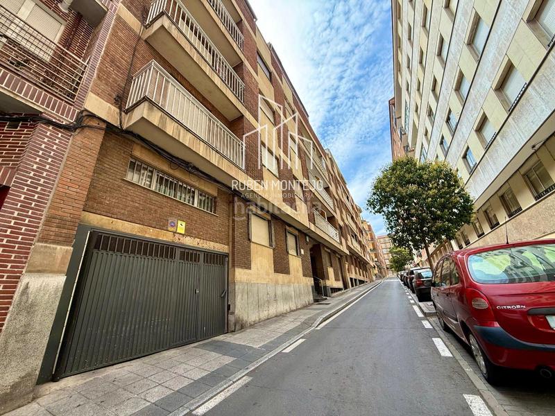 Foto 2f2ccf2f-6690-42ab-bd8f-01945b876266. Flat with heating parking in Carmelitas Salamanca