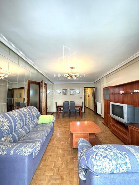 Foto 314946a8-7c5d-43a9-b7ca-0973aef99bc8. Flat with heating parking in Carmelitas Salamanca