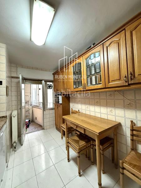 Foto 55503bc1-8be6-41e7-b50d-b1e1c7ab502e. Flat with heating parking in Carmelitas Salamanca