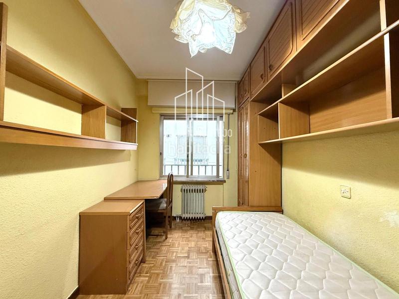 Foto 682afc52-0678-4f92-a1ea-5c1930062fb9. Flat with heating parking in Carmelitas Salamanca