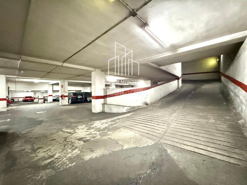 Foto 71301acd-fcf4-46a2-927e-f5e0bcff0f50. Flat with heating parking in Carmelitas Salamanca