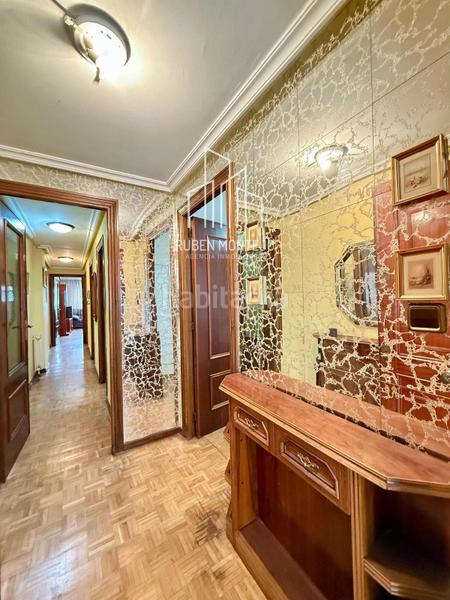 Foto c39b0c66-299b-4335-976a-da145d3a1603. Flat with heating parking in Carmelitas Salamanca