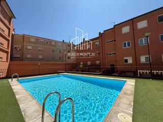 Pis  La flor. Vivienda de 3d y 2bñ con garaje, trastero y piscina