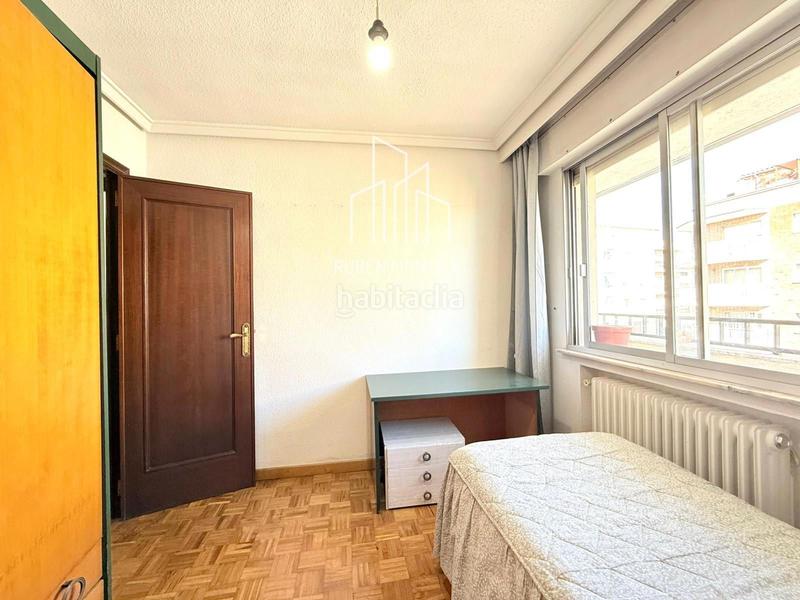 Foto 15b26828-2114-405f-8361-f3b6f07f229f. Flat with heating parking in Carmelitas Salamanca