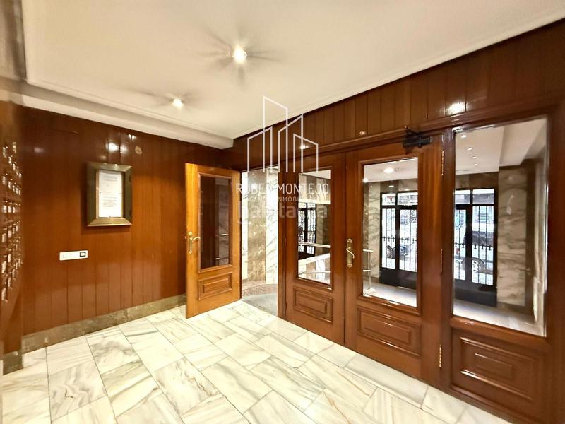 Foto 2853ee46-3bd0-4976-a830-d1f6bf99c135. Flat with heating parking in Carmelitas Salamanca