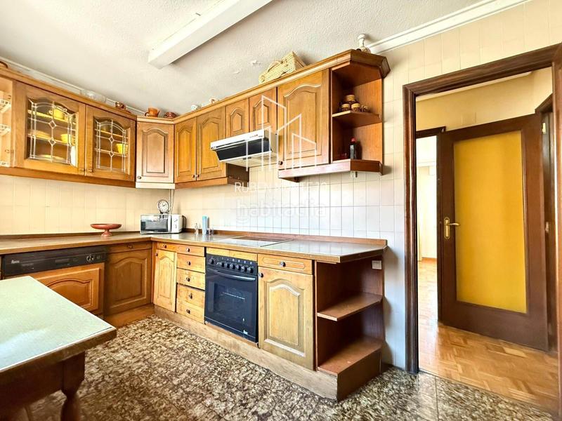 Foto 47556dc7-5fc9-4f72-86f2-5ea365e1495b. Flat with heating parking in Carmelitas Salamanca