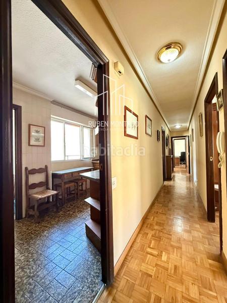 Foto 725dd7fb-0a4e-49e7-b754-b8c187477107. Flat with heating parking in Carmelitas Salamanca