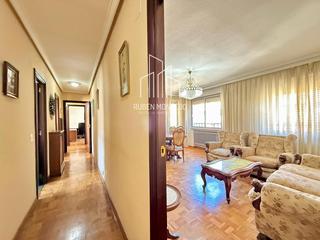 Etagenwohnung  De portugal. Vivienda con altura en plena avenida de portugal