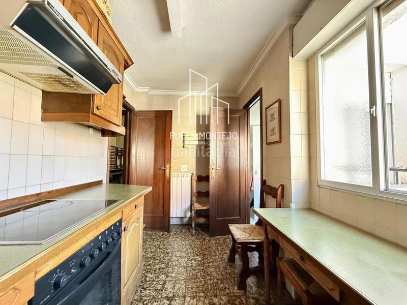 Foto 9fc1bfe3-9023-4a4a-b63f-43ecaa93a5ed. Flat with heating parking in Carmelitas Salamanca