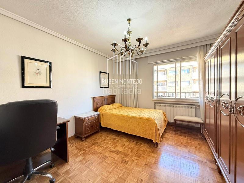 Foto aa3fd619-42d9-4e45-8a0f-eee091dae8b3. Flat with heating parking in Carmelitas Salamanca