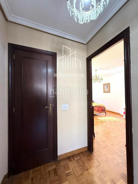 Foto ae942f66-7118-48e9-86fb-4107453fe042. Flat with heating parking in Carmelitas Salamanca