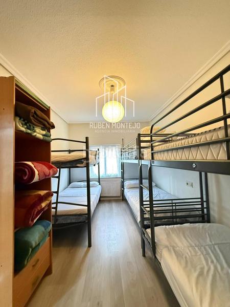 Foto 303aad08-3680-4fa2-b01d-f4652a3e527e. Maison jumelée avec chauffage dans Barrio Blanco Salamanca