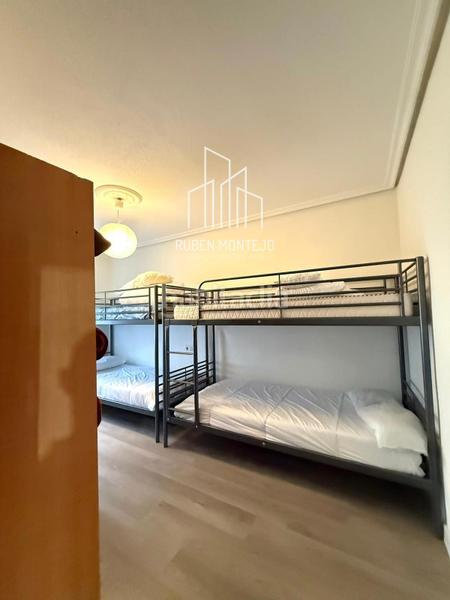 Foto 6a7b7774-8fda-4709-81d2-62632e39f3b0. Maison jumelée avec chauffage dans Barrio Blanco Salamanca