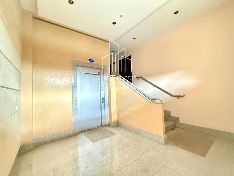 Foto b6676ef5-9d08-4f55-9aa4-946efd3a1a41. Affitto appartamento con riscaldamento parcheggio in Salamanca