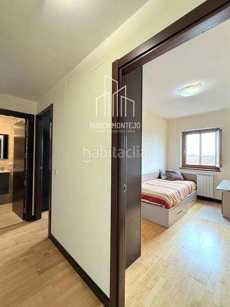 Foto 99c9dc5f-6b80-4127-bfd7-e06471328c29. Miete etagenwohnung mit heizung parking in San Vicente - Las Úrsulas Salamanca