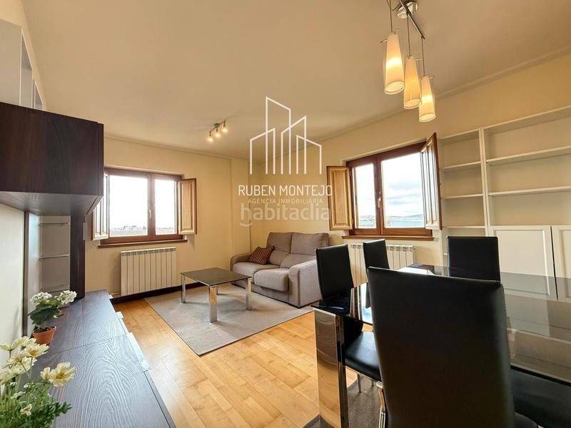 Foto 6ad737f8-3c6b-4f10-98b2-d5c47e75f8c5. Rent flat with heating parking in San Vicente - Las Úrsulas Salamanca