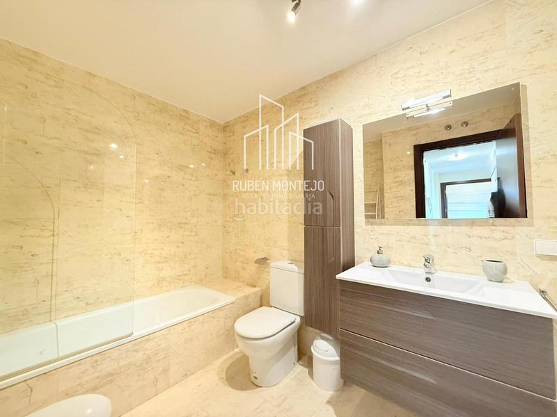 Foto c0cd6cc3-a19c-486b-af0f-2f8f9c8359cd. Rent flat with heating parking in San Vicente - Las Úrsulas Salamanca