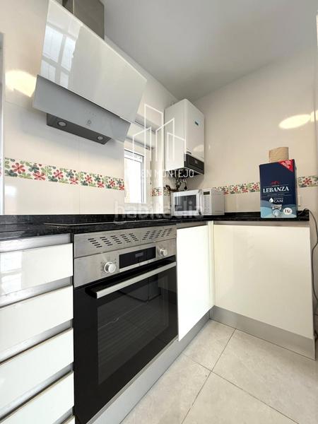 Foto 20cde8d3-0b94-47fb-97ae-e8a720aaf6c9. Rent flat with heating terrace in San Bernardo Salamanca