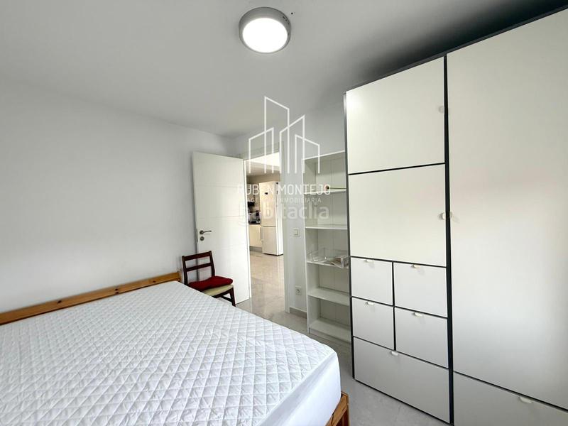 Foto cf0c9320-7fdb-477f-80c5-59612d96e916. Rent flat with heating terrace in San Bernardo Salamanca