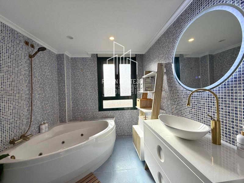 Foto 87686b33-906c-4797-85cd-a355b3412025. Rent penthouse with heating in Pizarrales Salamanca