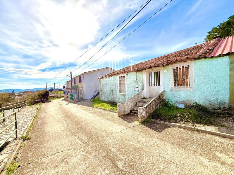 Foto d0ebd69d-6db0-41c3-b908-ebd8693b8b30. Casa a Membribe de la Sierra