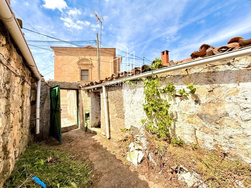 Foto 4614a77b-7047-4778-bcf4-0c385d30492e. Casa a Zarapicos