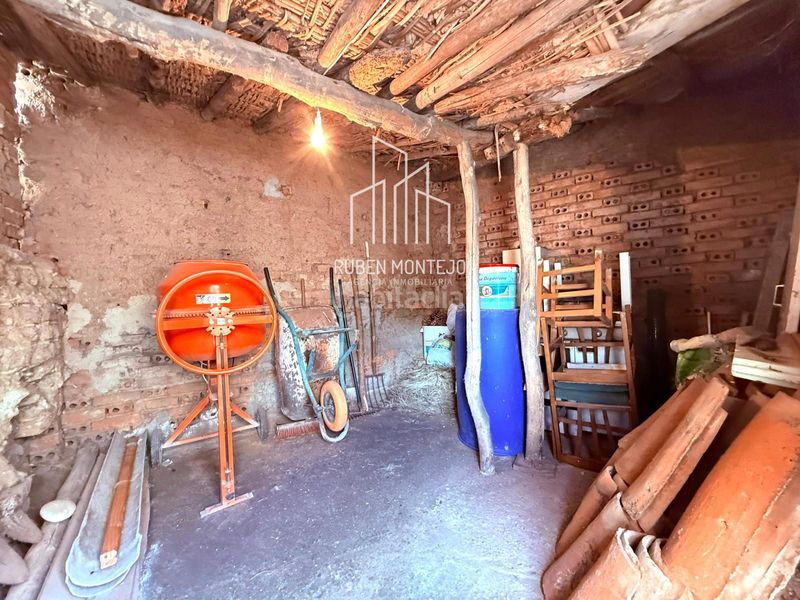 Foto 46abaa73-712e-4856-9c31-d32ba47fc839. Casa amb calefacció aparcament a Gomecello