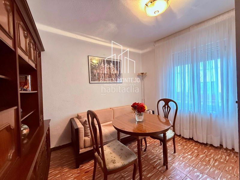 Foto 4ba7021c-9a18-4247-820e-db7e86a17955. Casa amb calefacció aparcament a Gomecello
