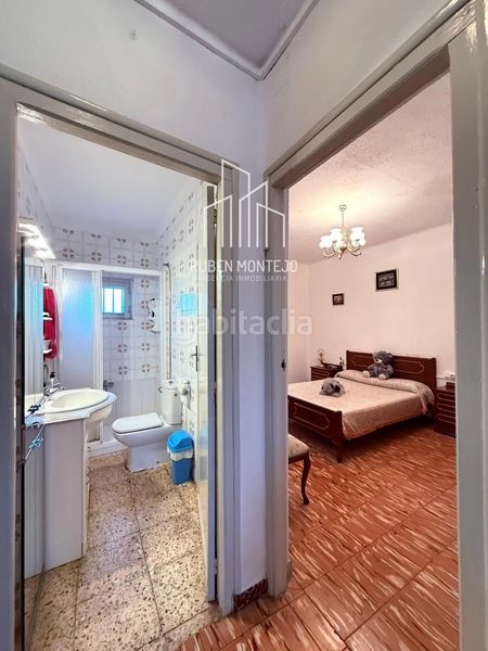 Foto 5381525d-16ba-4679-be89-b6b66b6129ed. Casa amb calefacció aparcament a Gomecello