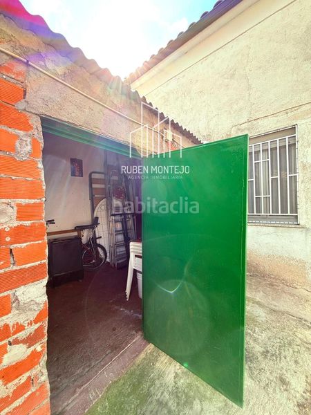 Foto b7b35fbc-fff7-4c7f-905c-f89b83a5e41b. Casa amb calefacció aparcament a Gomecello