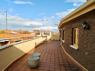 Lloguer Àtic a Carmelitas. Espectacular ático con 2 terrazas junto plaza del oeste