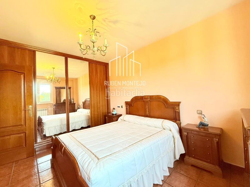 Foto 780e9c30-4d90-47da-96b6-570333444b3f. Casa adossada amb calefacció aparcament a Cabrerizos