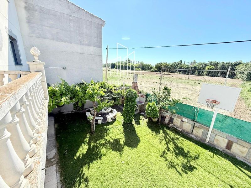 Foto 7899930c-b560-4691-be66-679fec00c315. Casa adossada amb calefacció aparcament a Cabrerizos