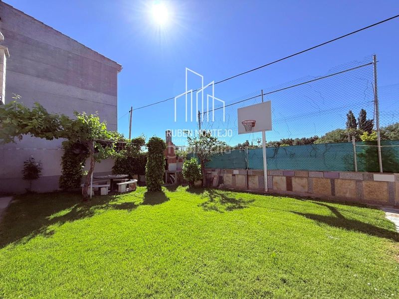Foto d72ef523-5f96-4fe9-887b-ba65c8382d40. Casa adossada amb calefacció aparcament a Cabrerizos
