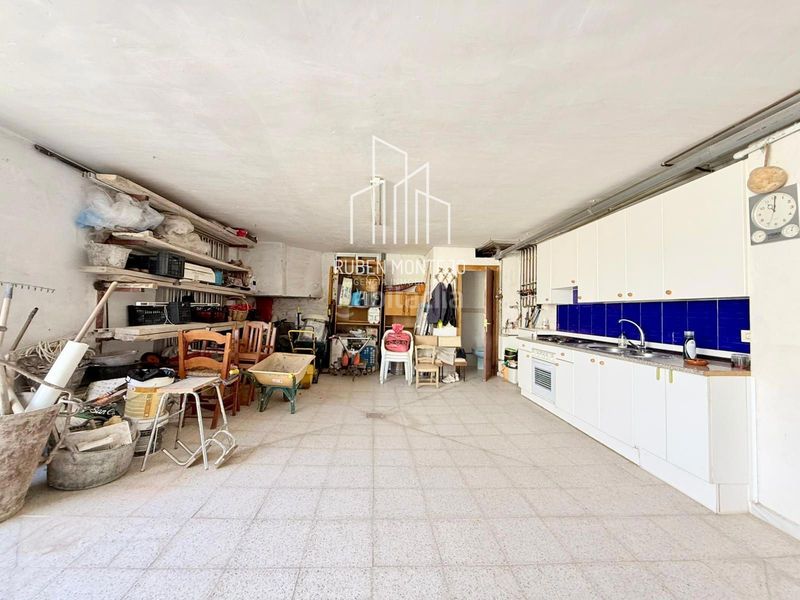 Foto df87da28-4e56-47e4-b17d-1f552c8e1979. Casa adossada amb calefacció aparcament a Cabrerizos